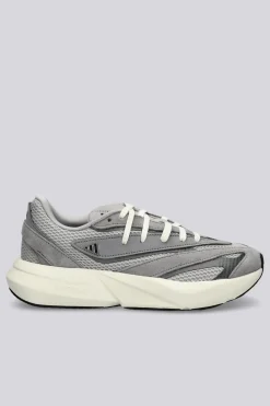 adidas Lightblaze