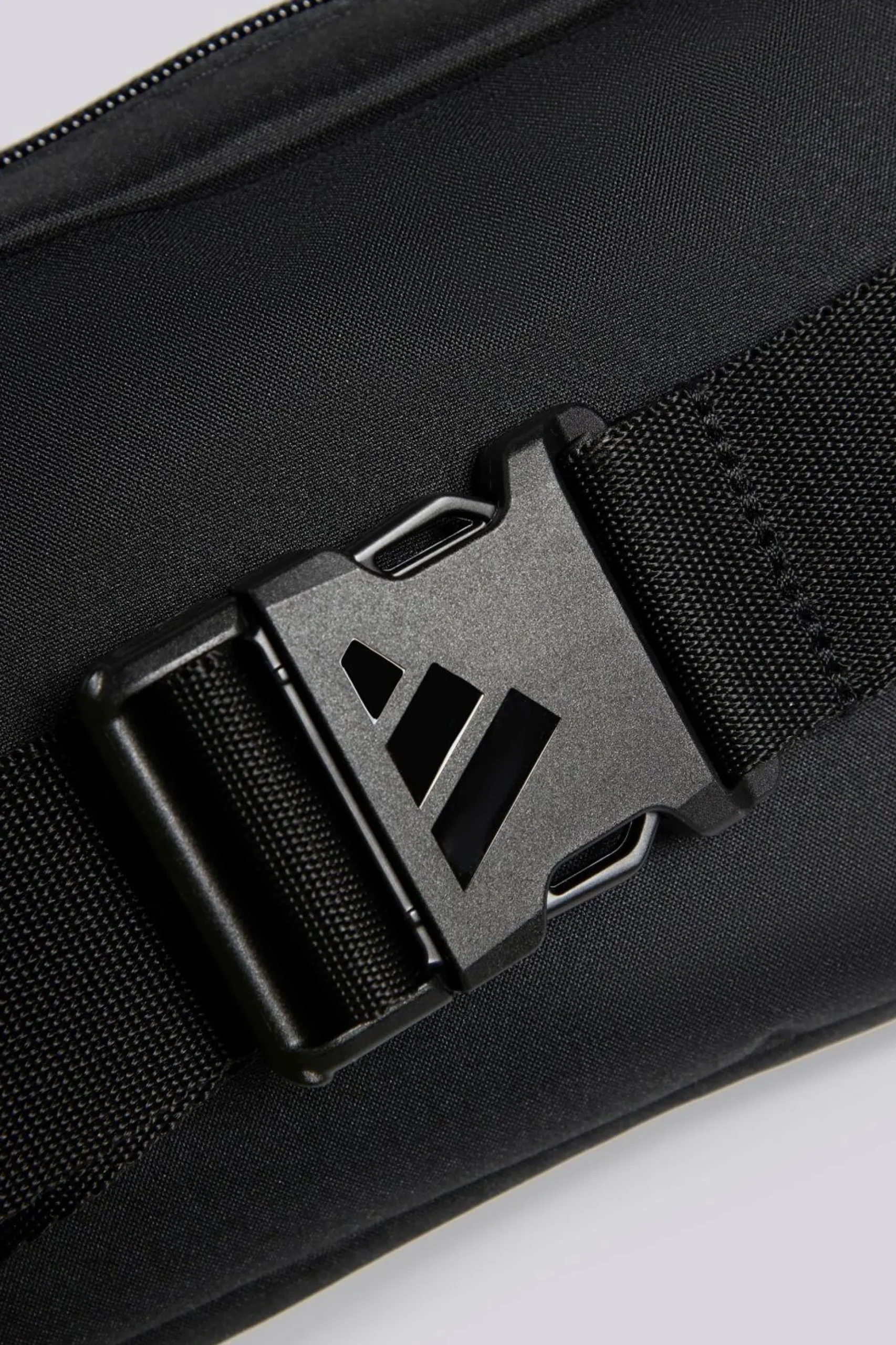 adidas Linear