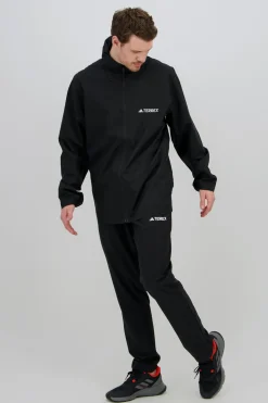 adidas Mt Essentials