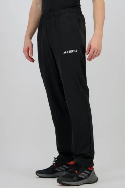 adidas Mt Essentials