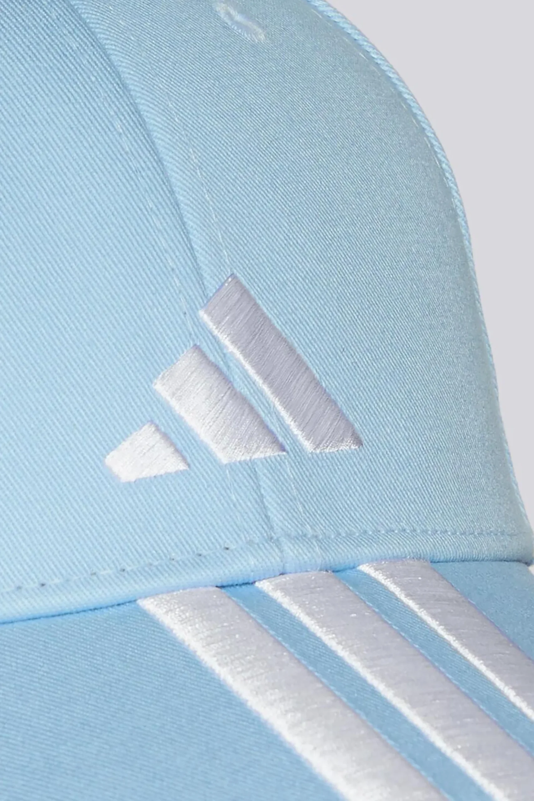 adidas New Logo 3s
