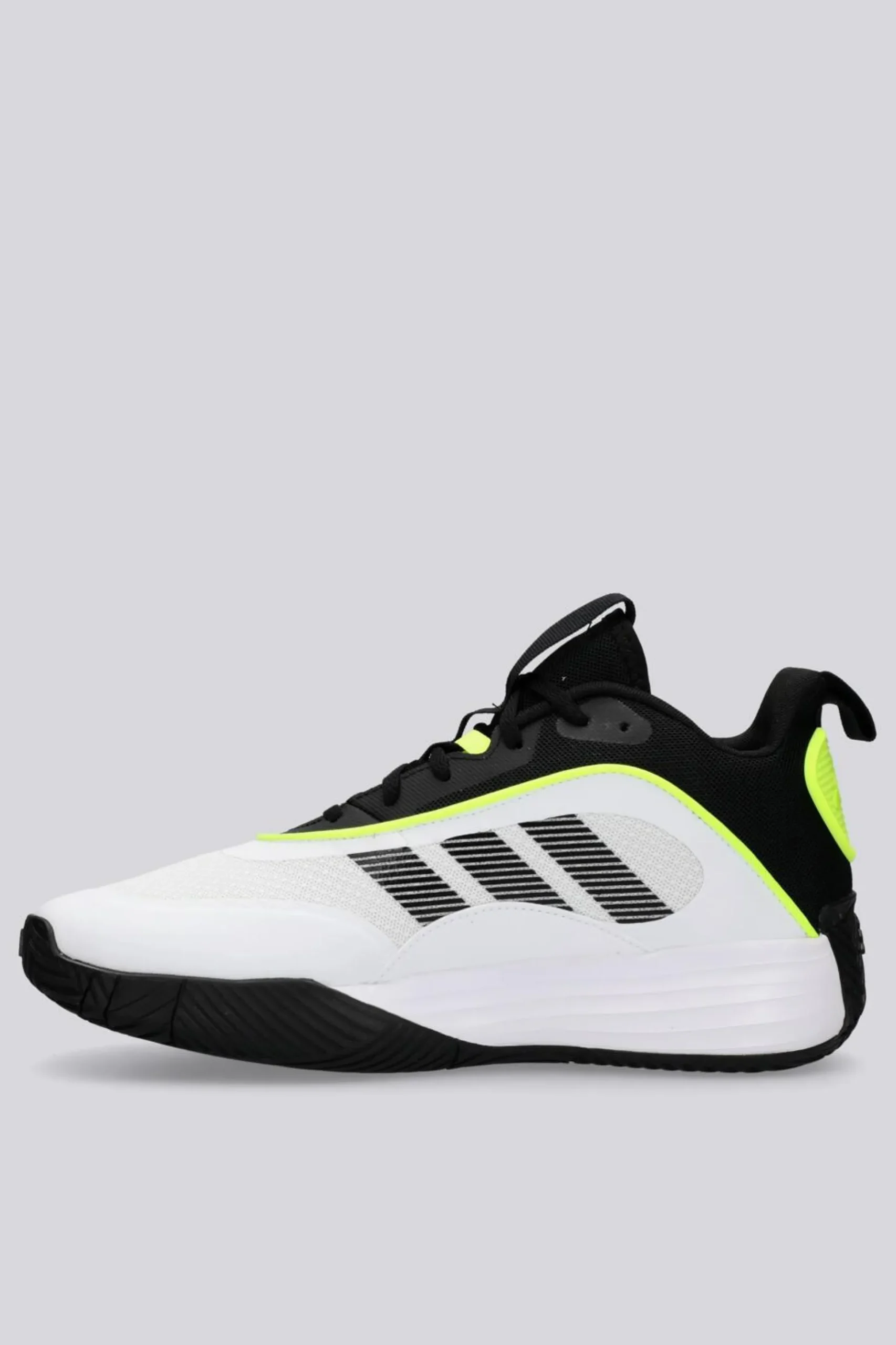 adidas Ownthegame 3