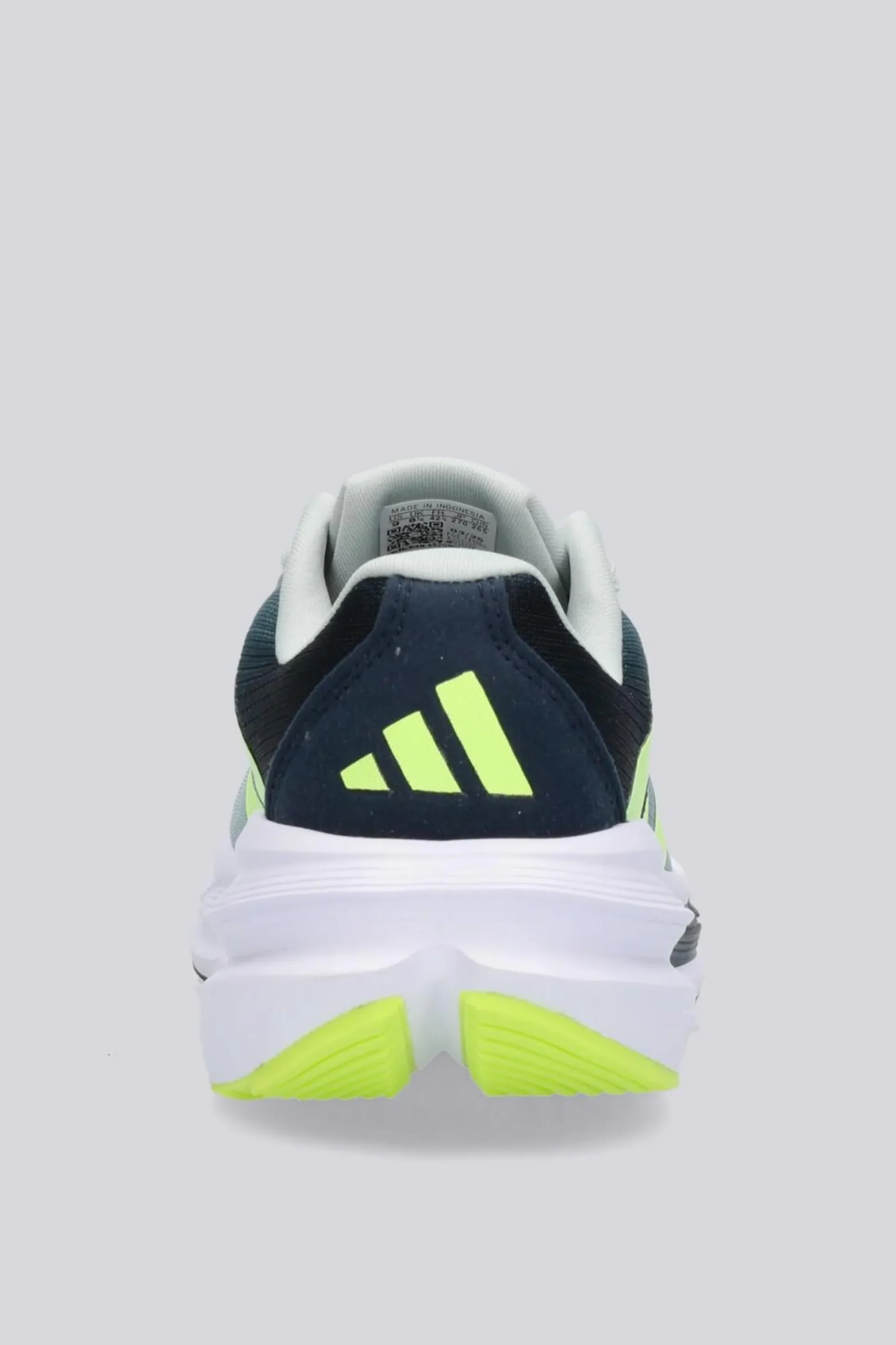 adidas Questar 3