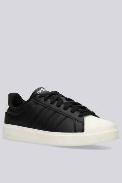 adidas Streettalk