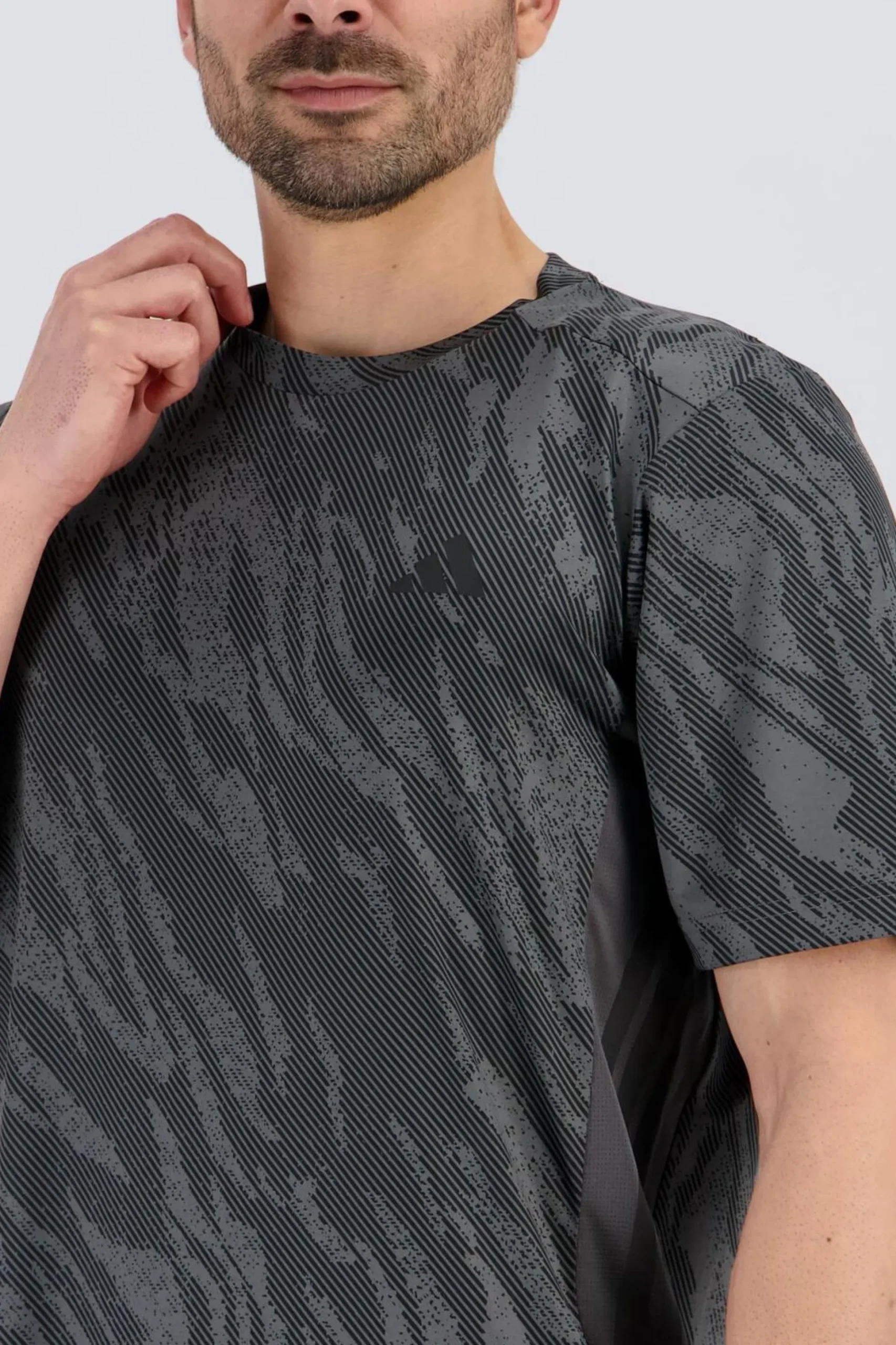 adidas Tech Essentials