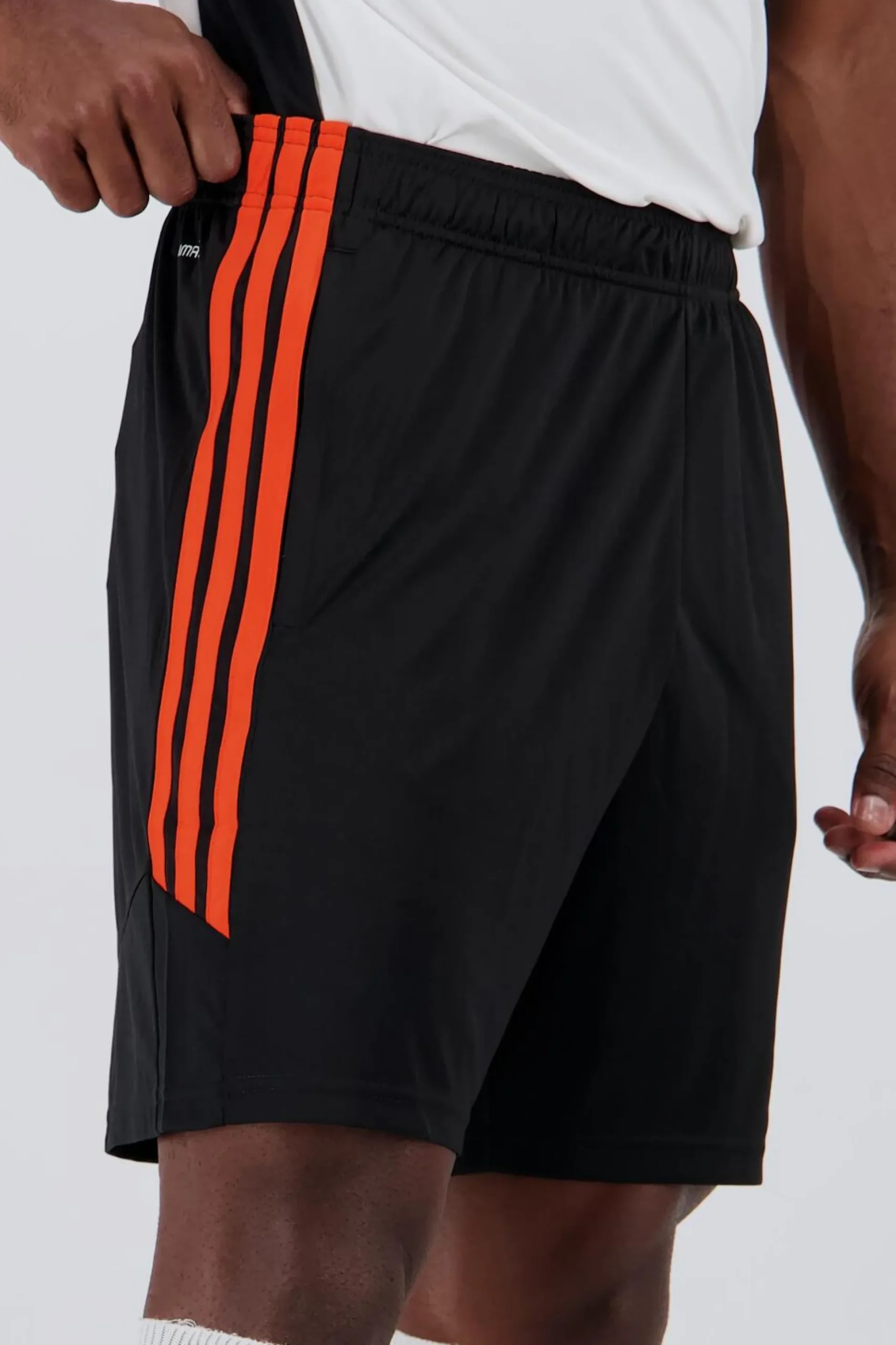 adidas Tiro 26