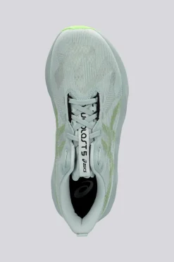 ASICS Novablast 5