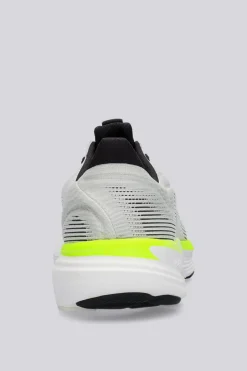 Brooks Revel 8