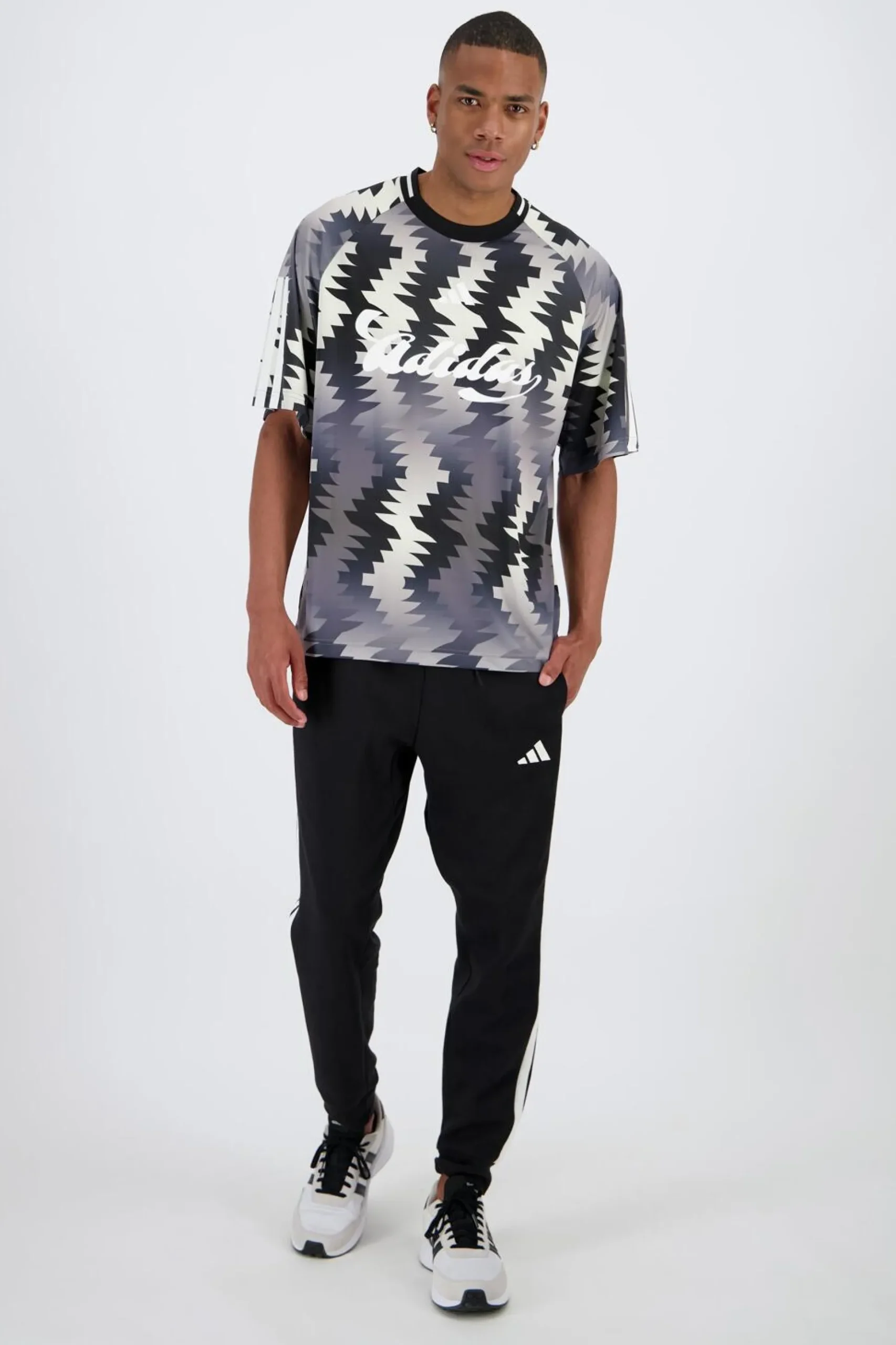 Camiseta adidas