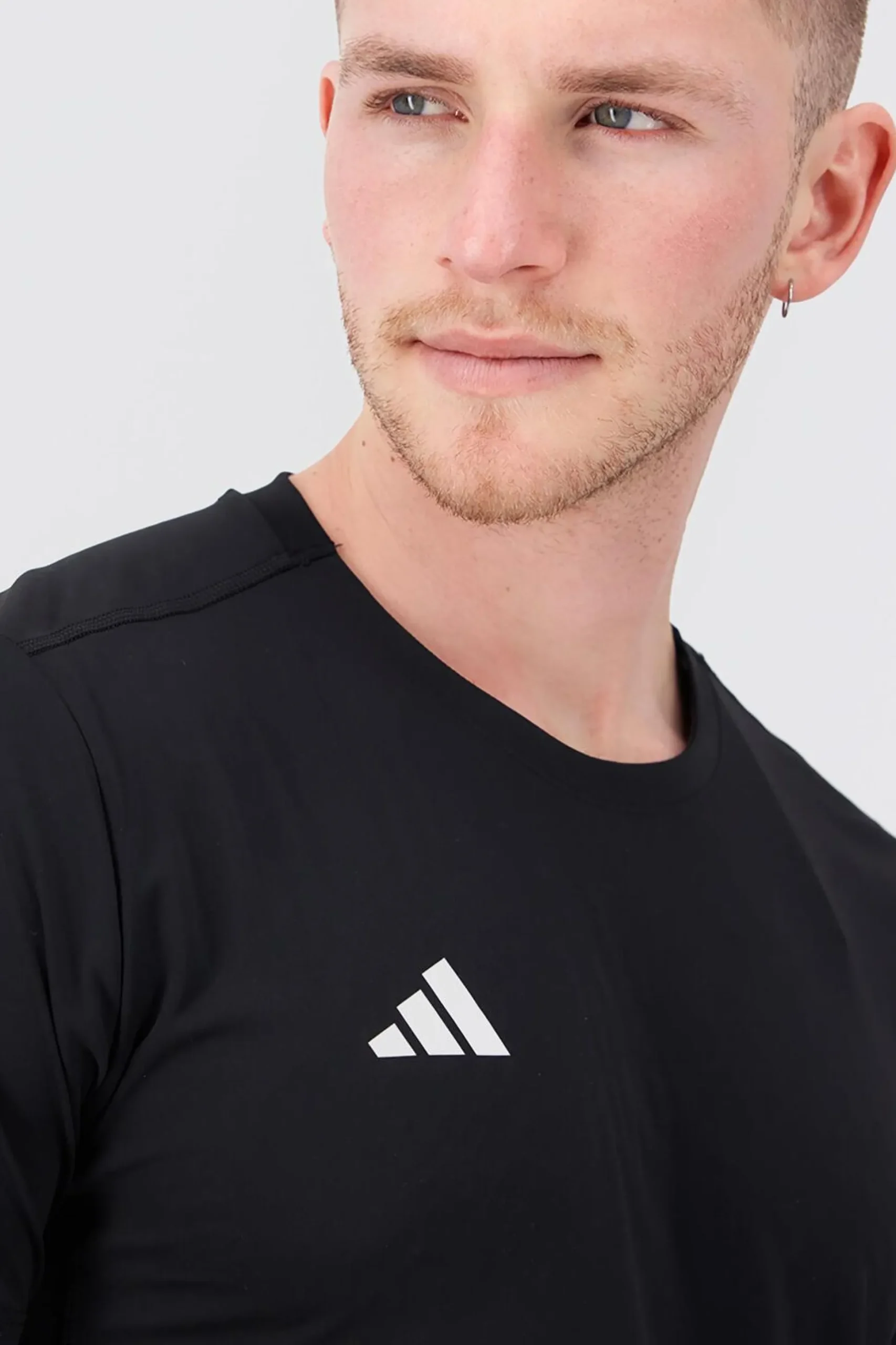 Camiseta adidas