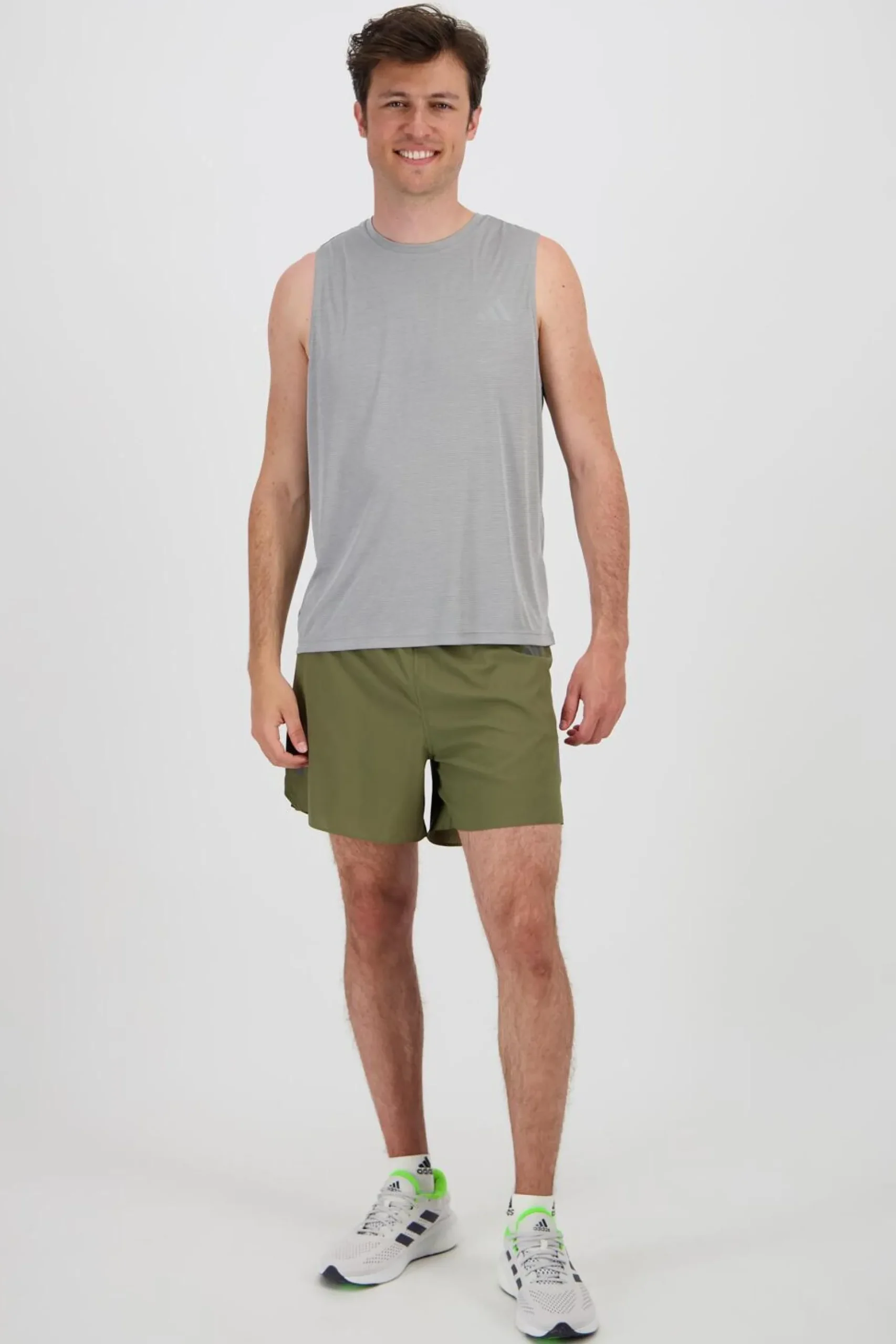 Camiseta Essentials