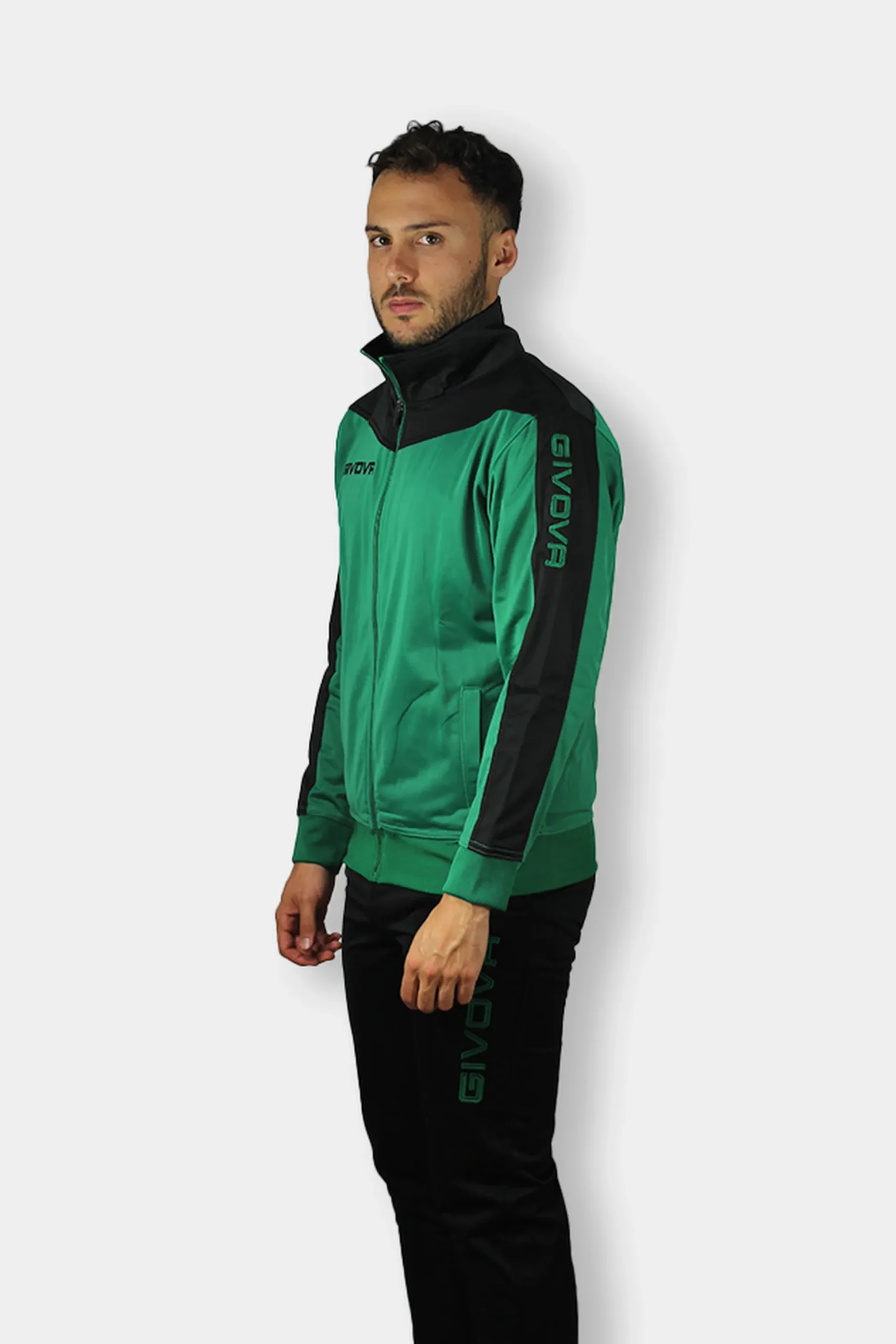 Chandal Givova Roma