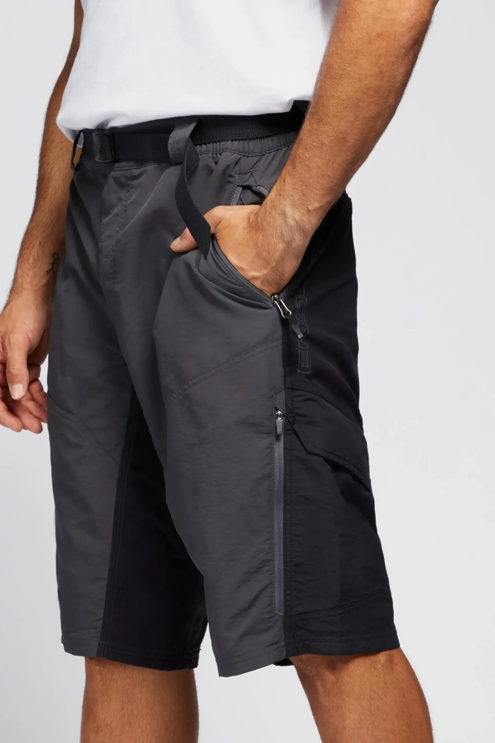 Endura Hummvee