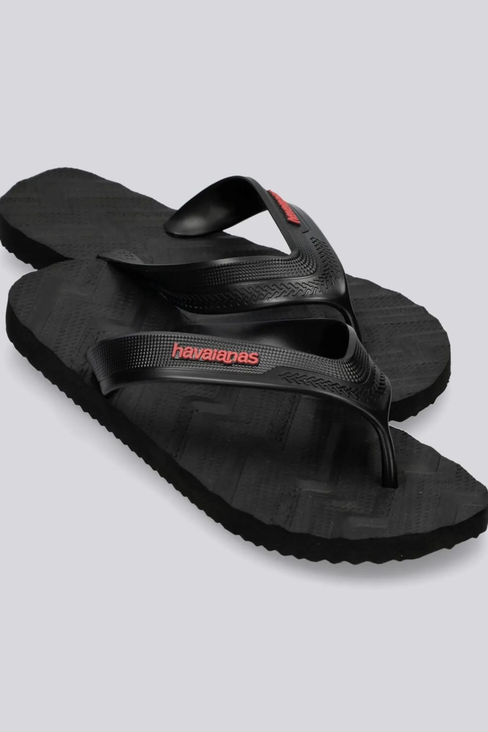 Havaianas Track Waves