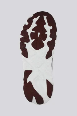 Hoka Arahi 9