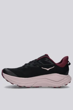 Hoka Challenger 8