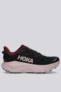 Hoka Challenger 8