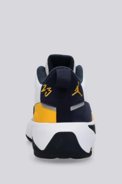 Jordan Max Aura 7