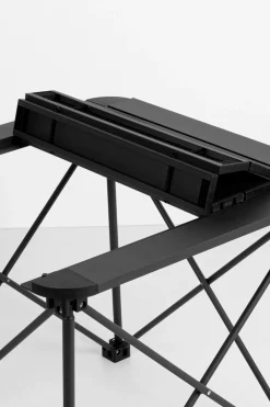 Mesa Plegable Aktive Camping Antivuelco Y Desmontable C/bolsa Transporte