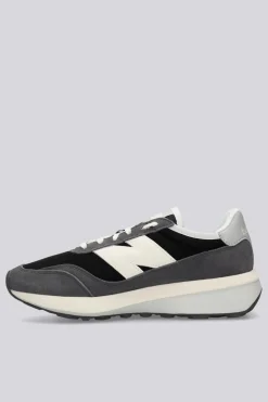 New Balance 373