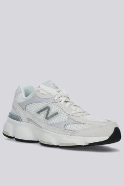 New Balance 603