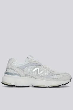 New Balance 603