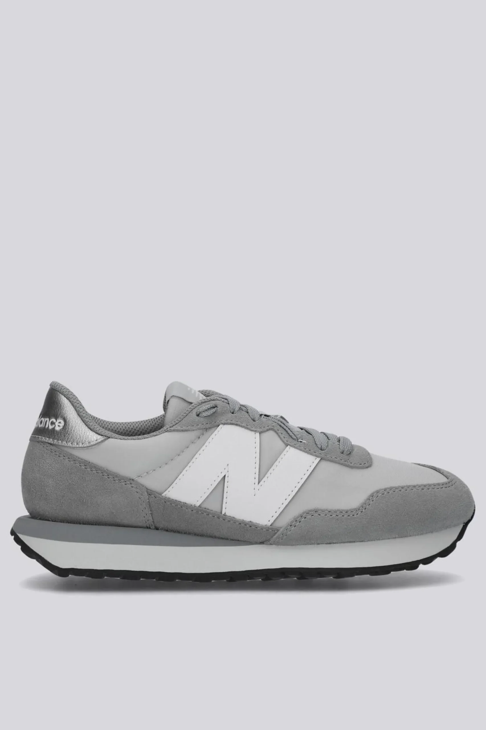 New Balance 237