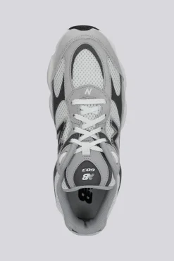New Balance 603