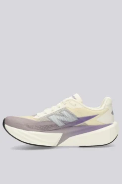 New Balance Rebel