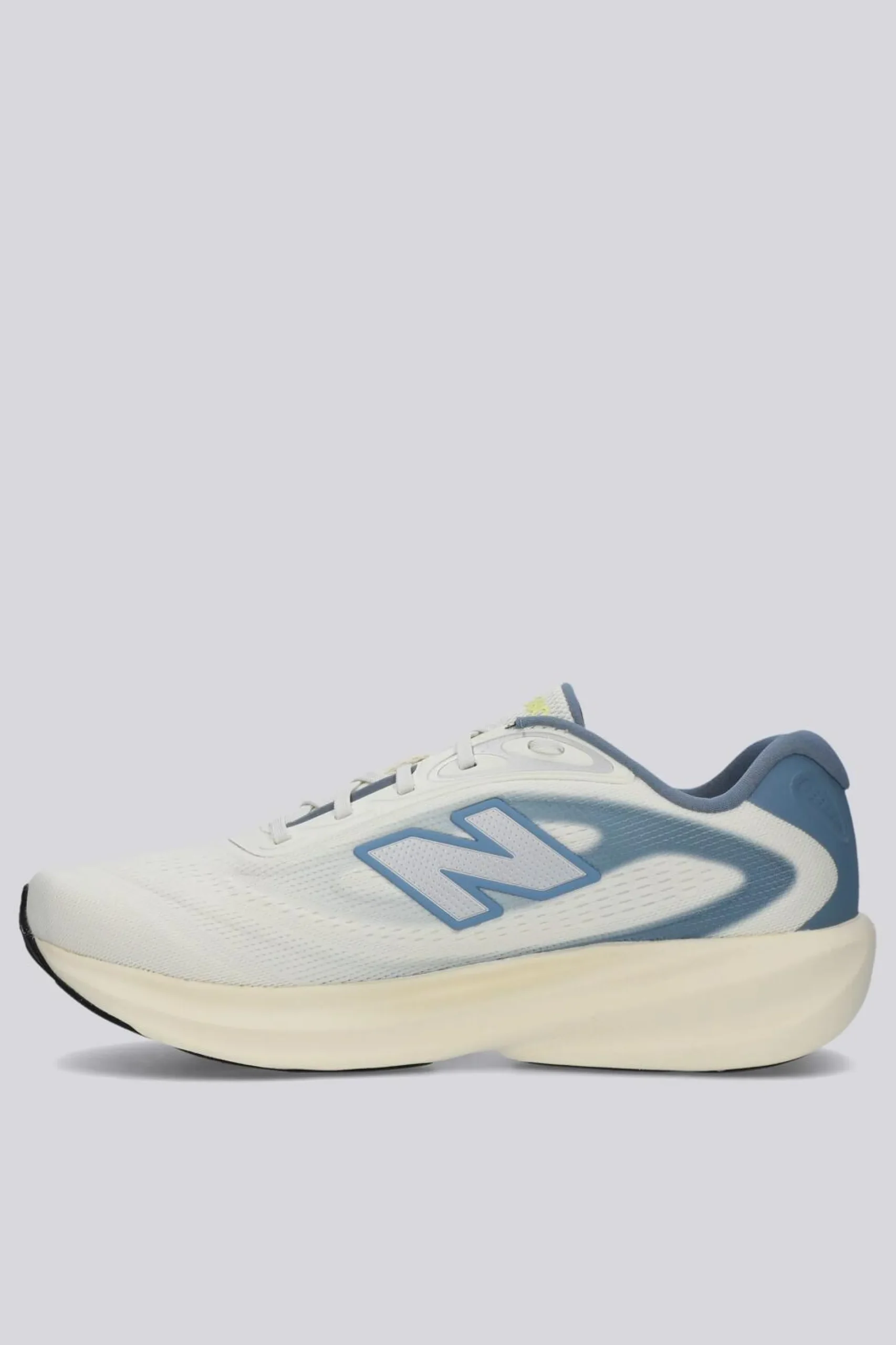 New Balance 680 V9