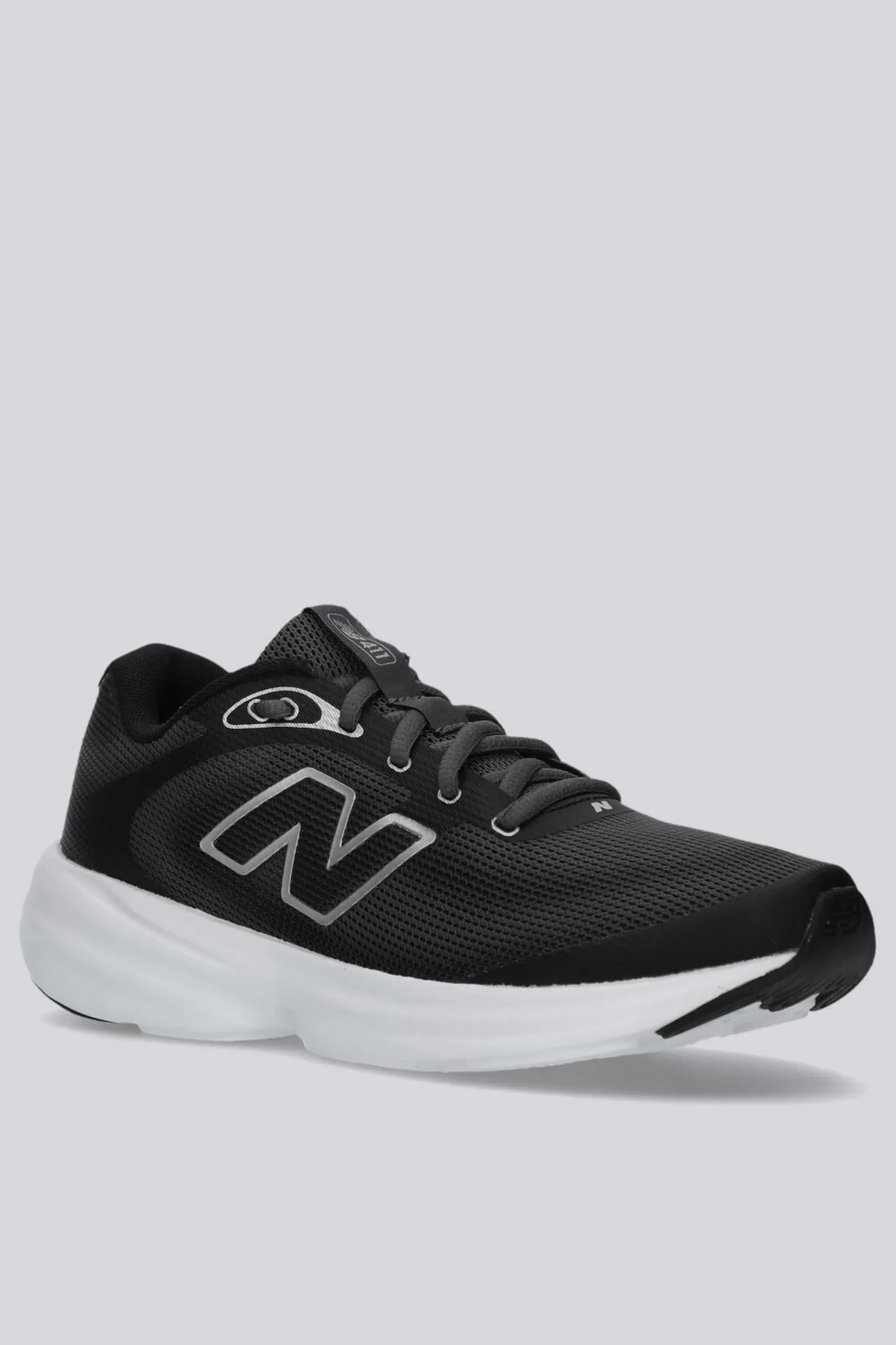 New Balance 411 V4