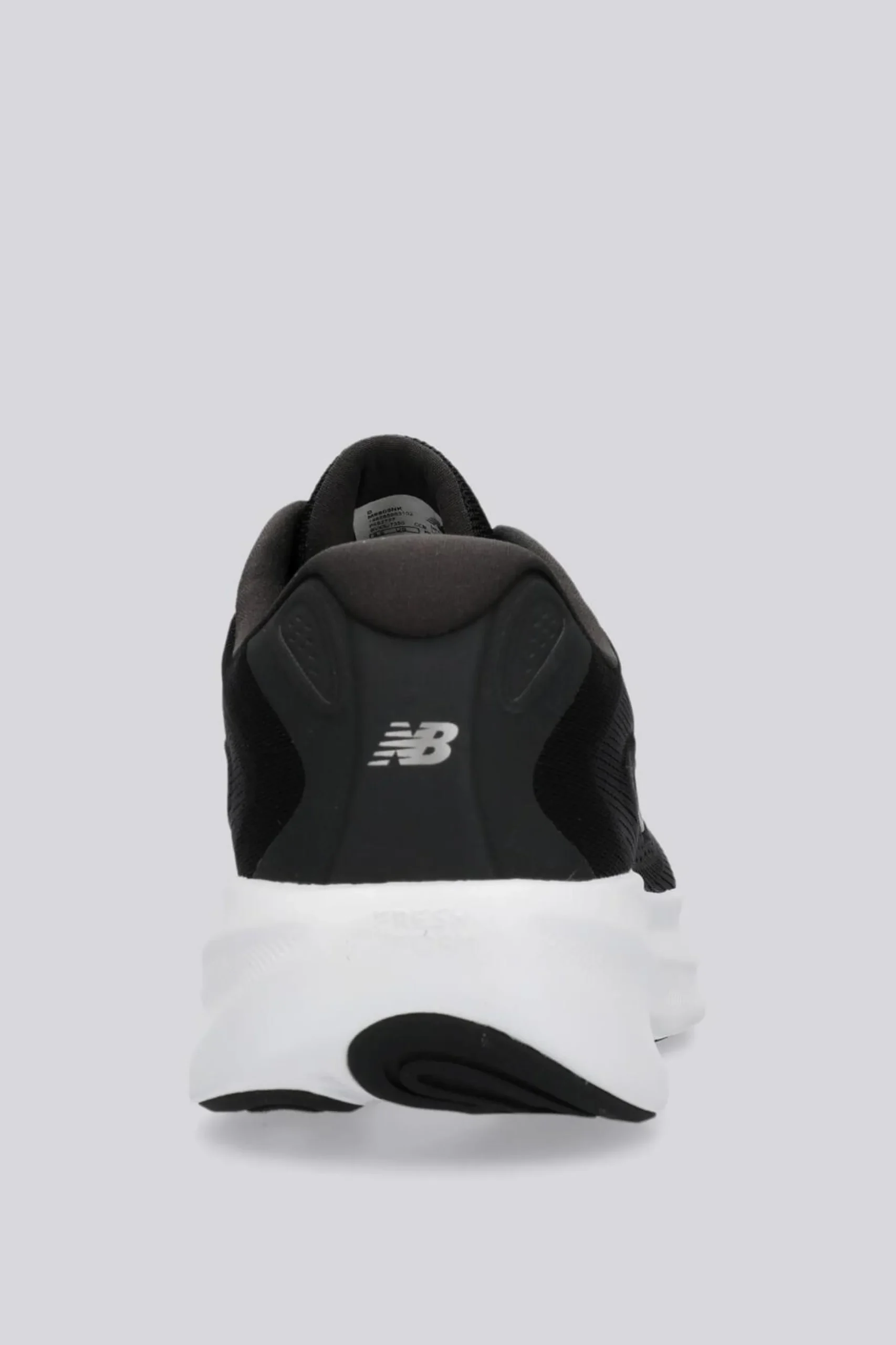 New Balance 680 V9