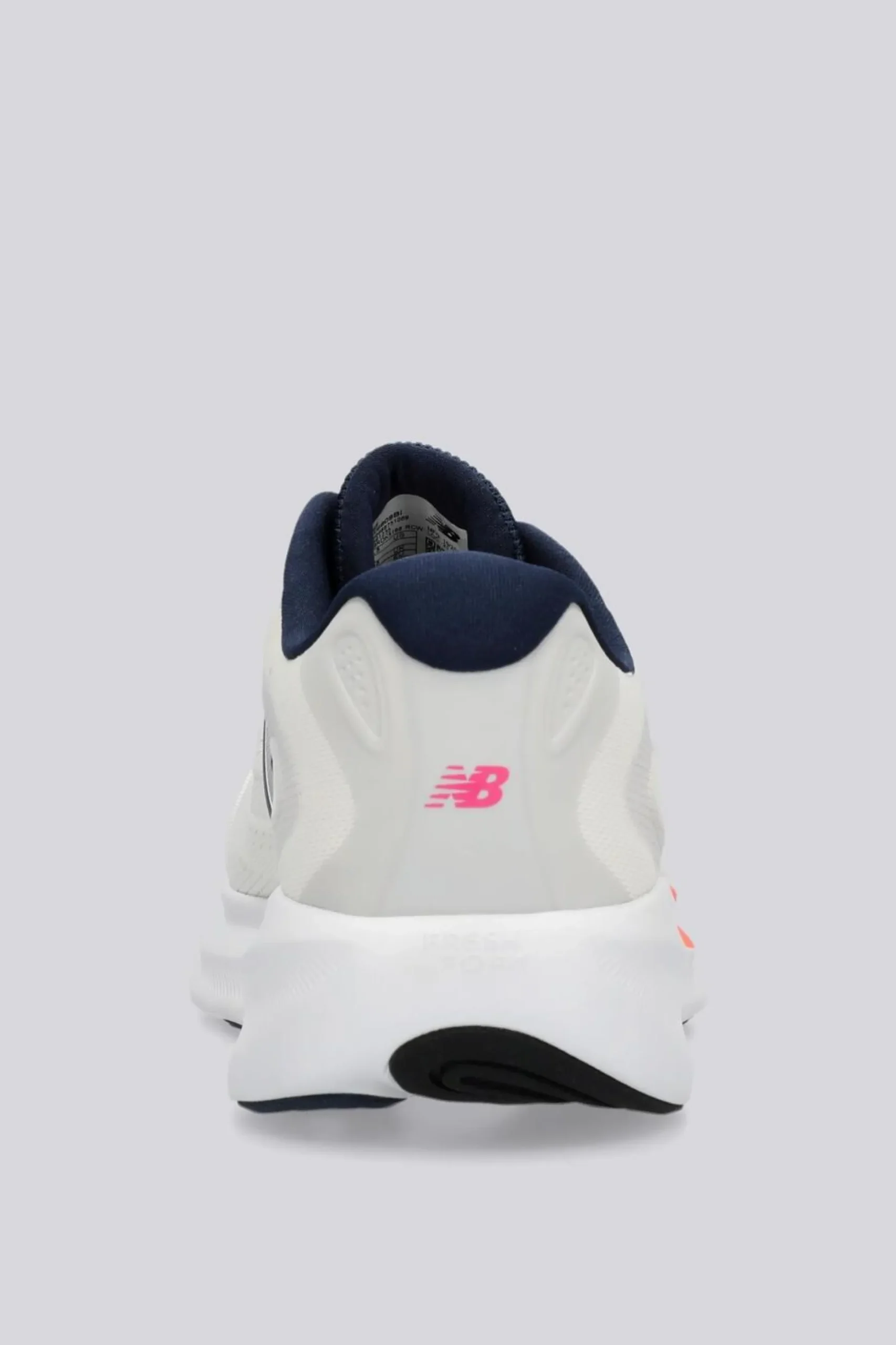 New Balance W680