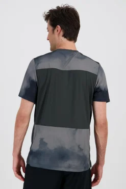 Nike Academy 26
