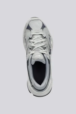 Nike Al8