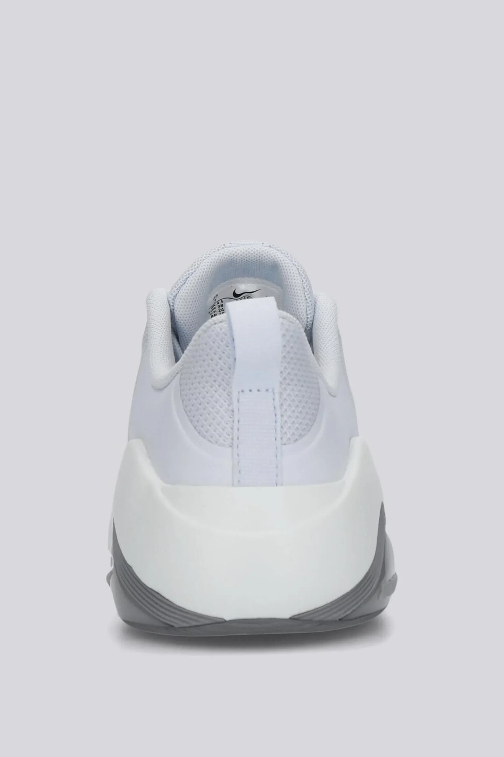 Nike Bella 7