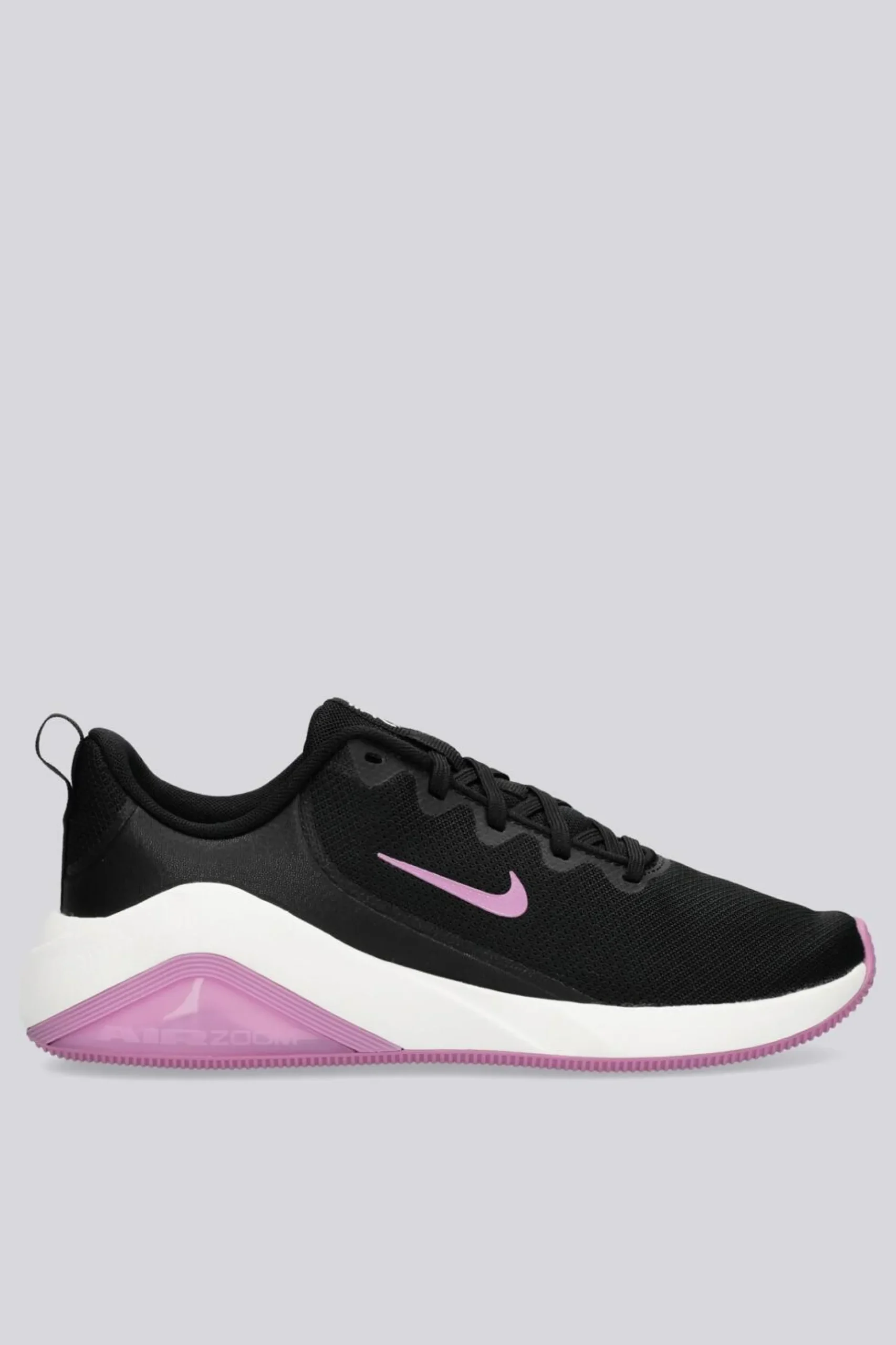 Nike Bella 7