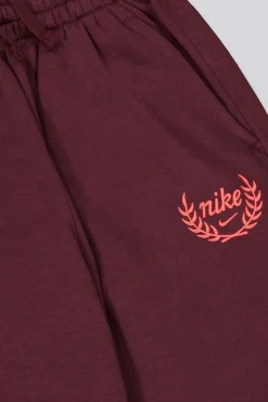 Nike Club