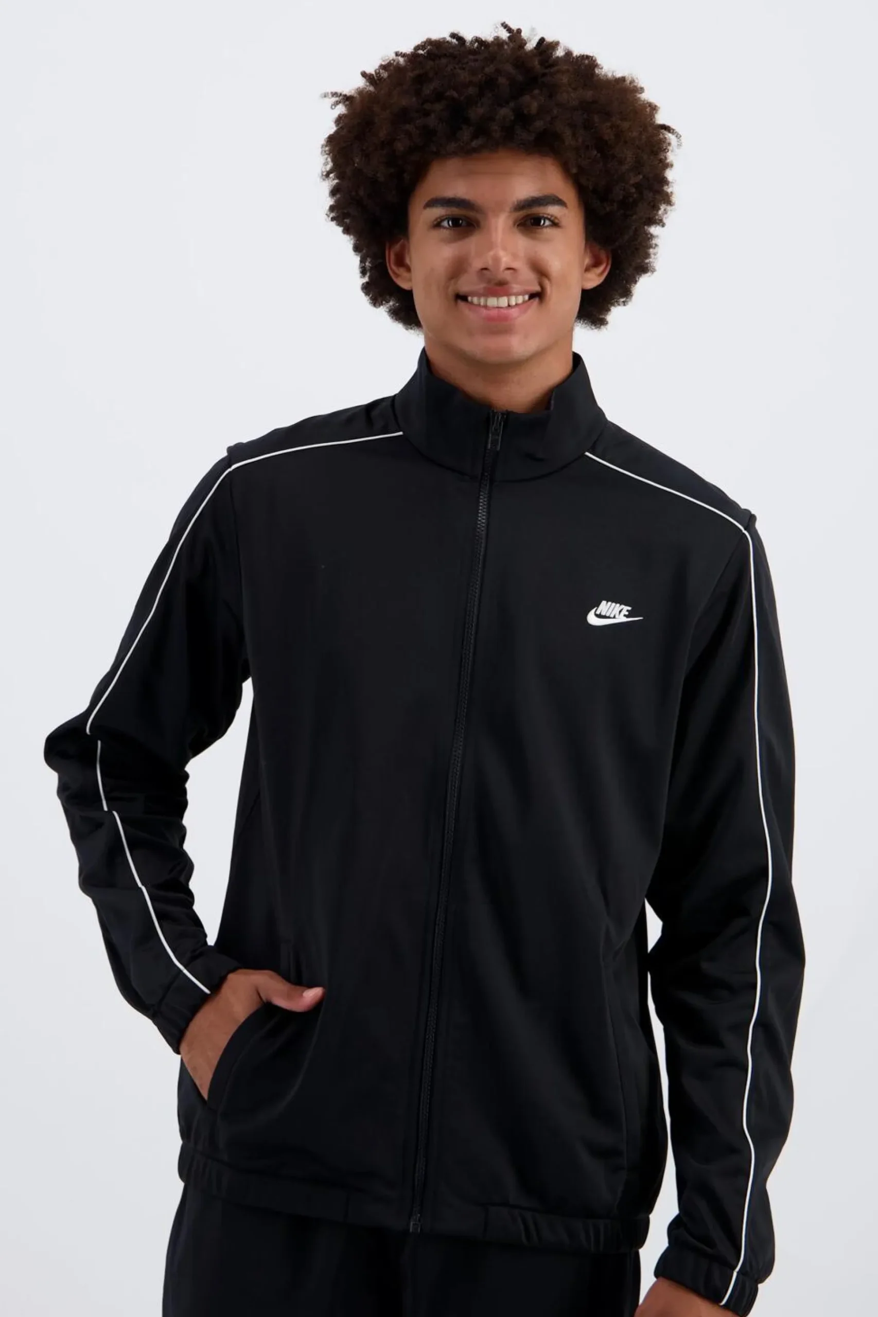 Nike Club