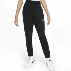 Nike Club