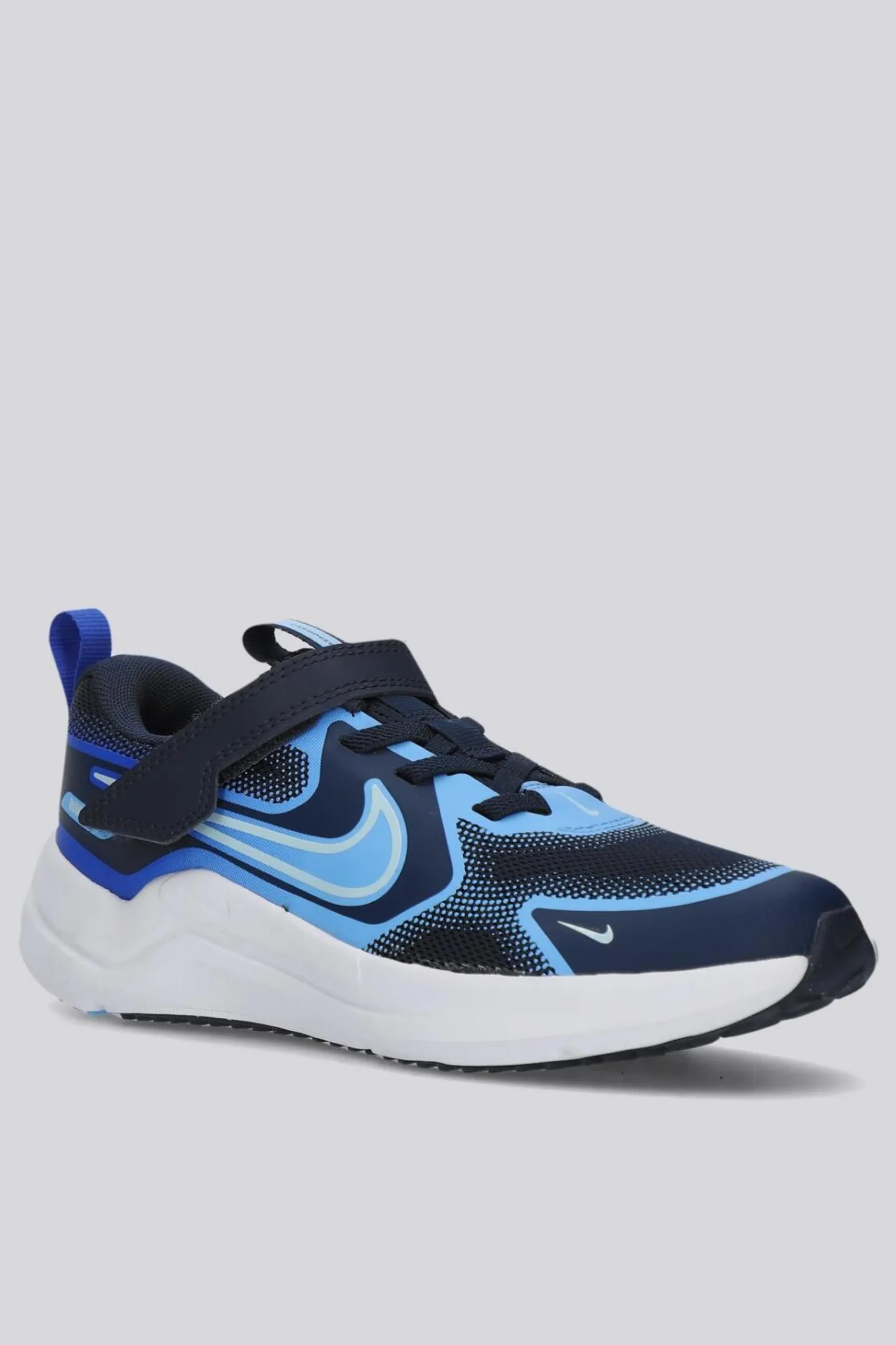 Nike Cosmic Runner