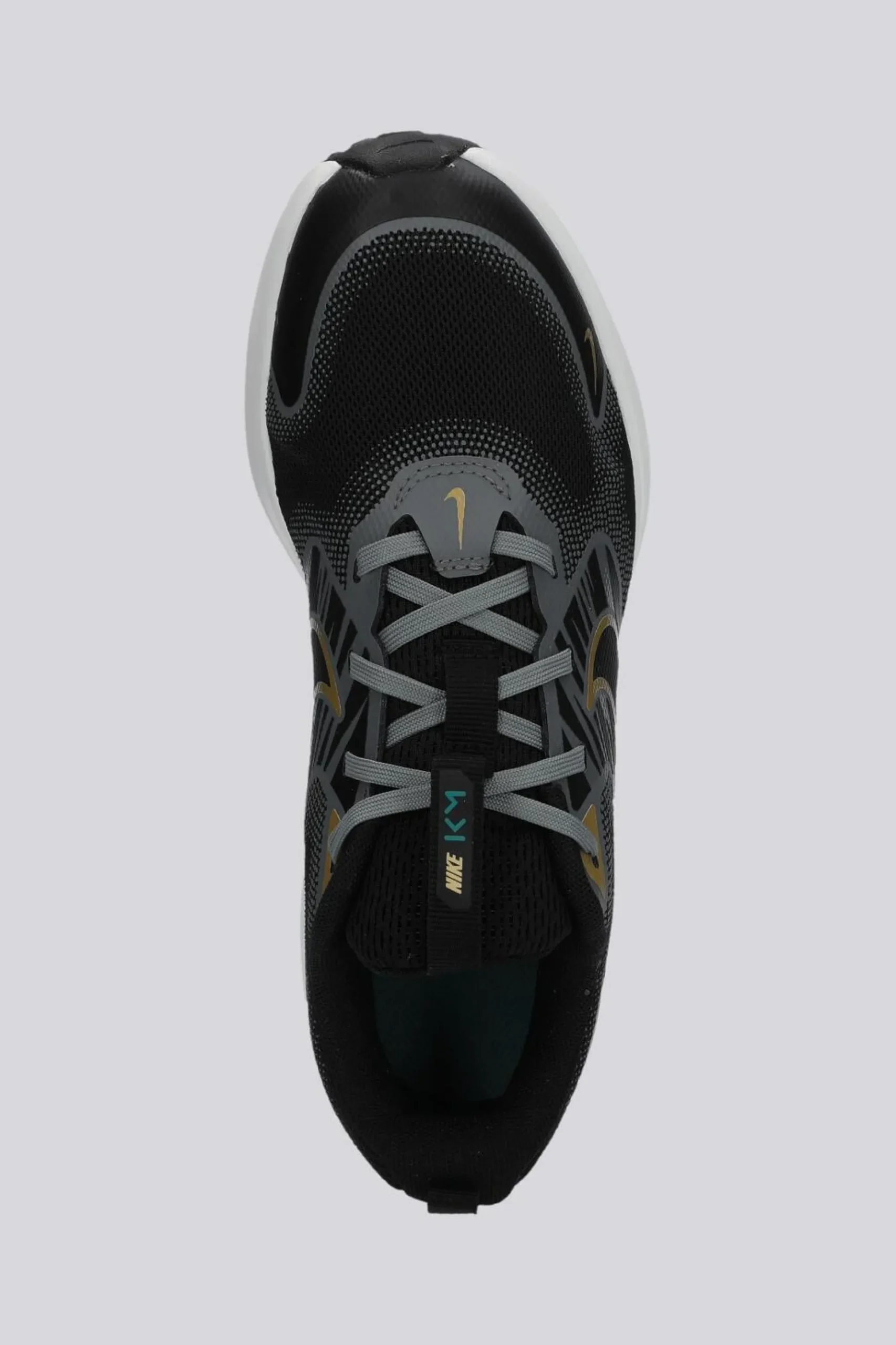 Nike Cosmic Runner