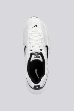 Nike Initiator