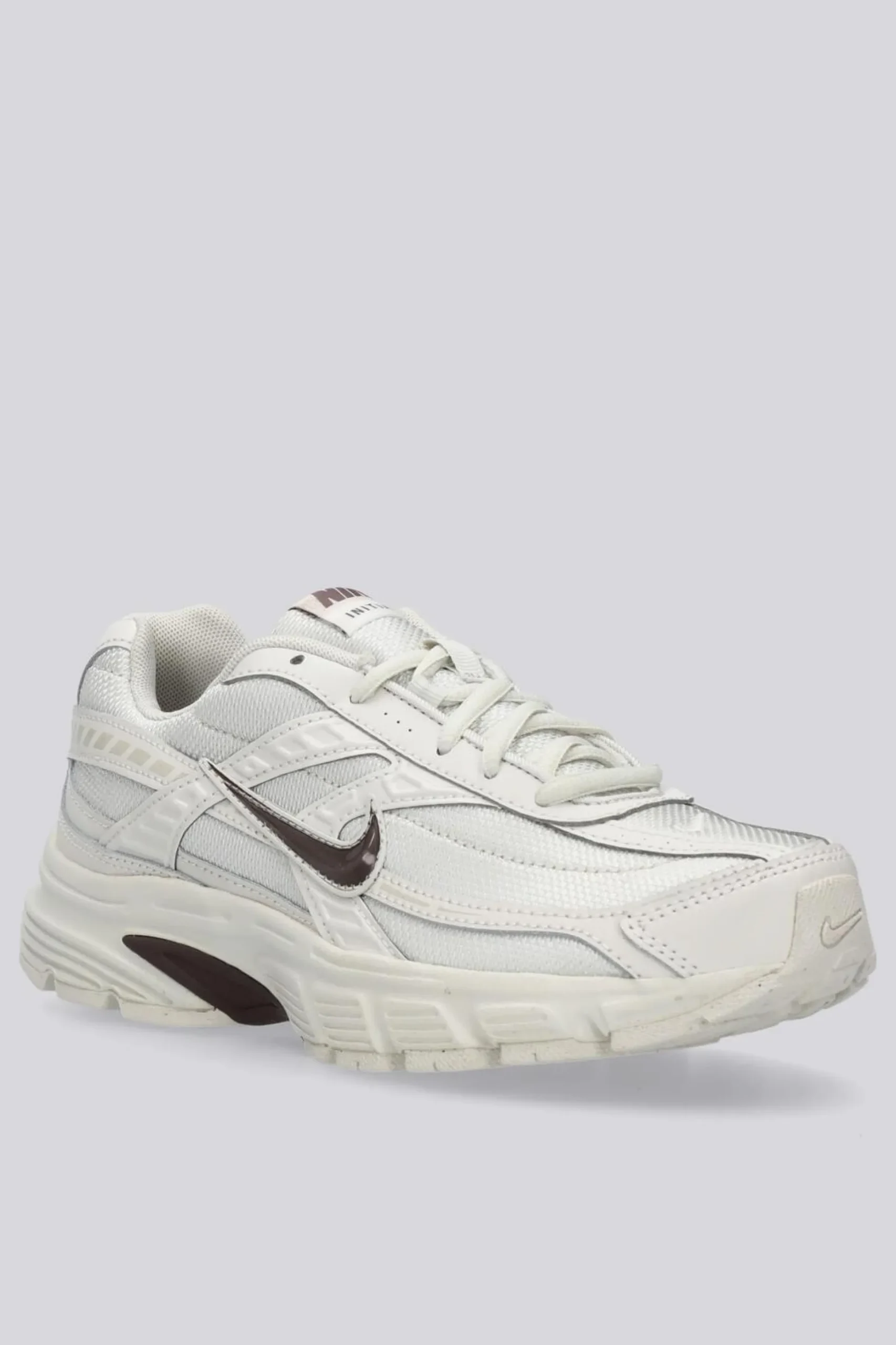 Nike Initiator