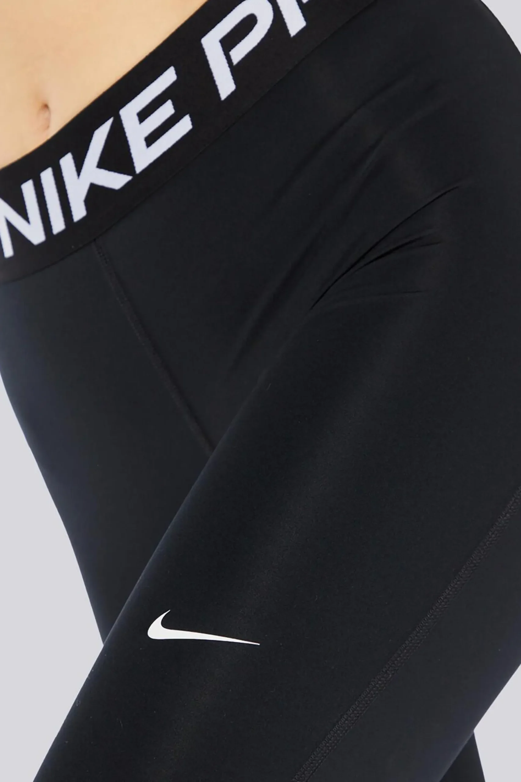 Nike Pro 365