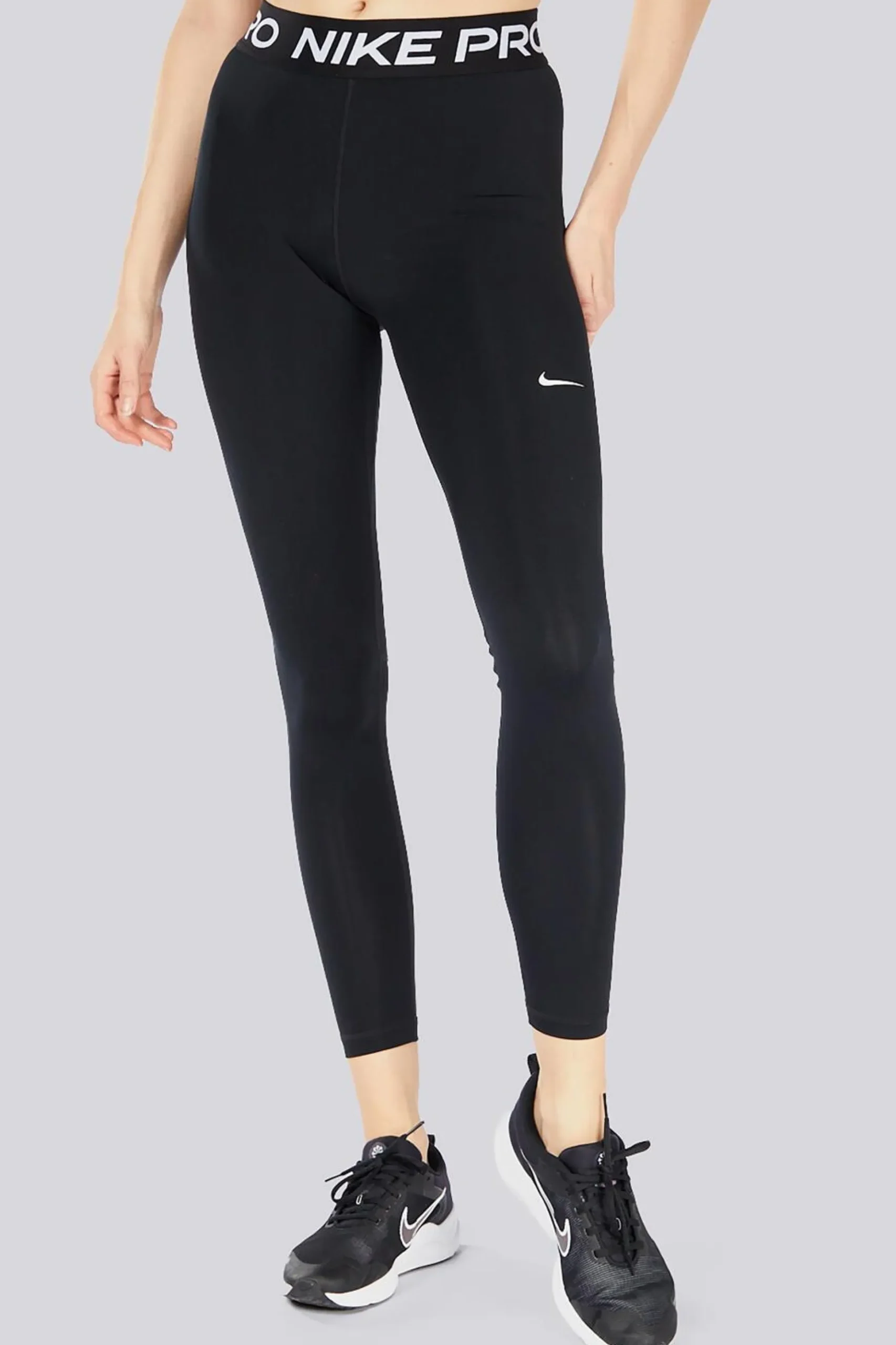 Nike Pro 365