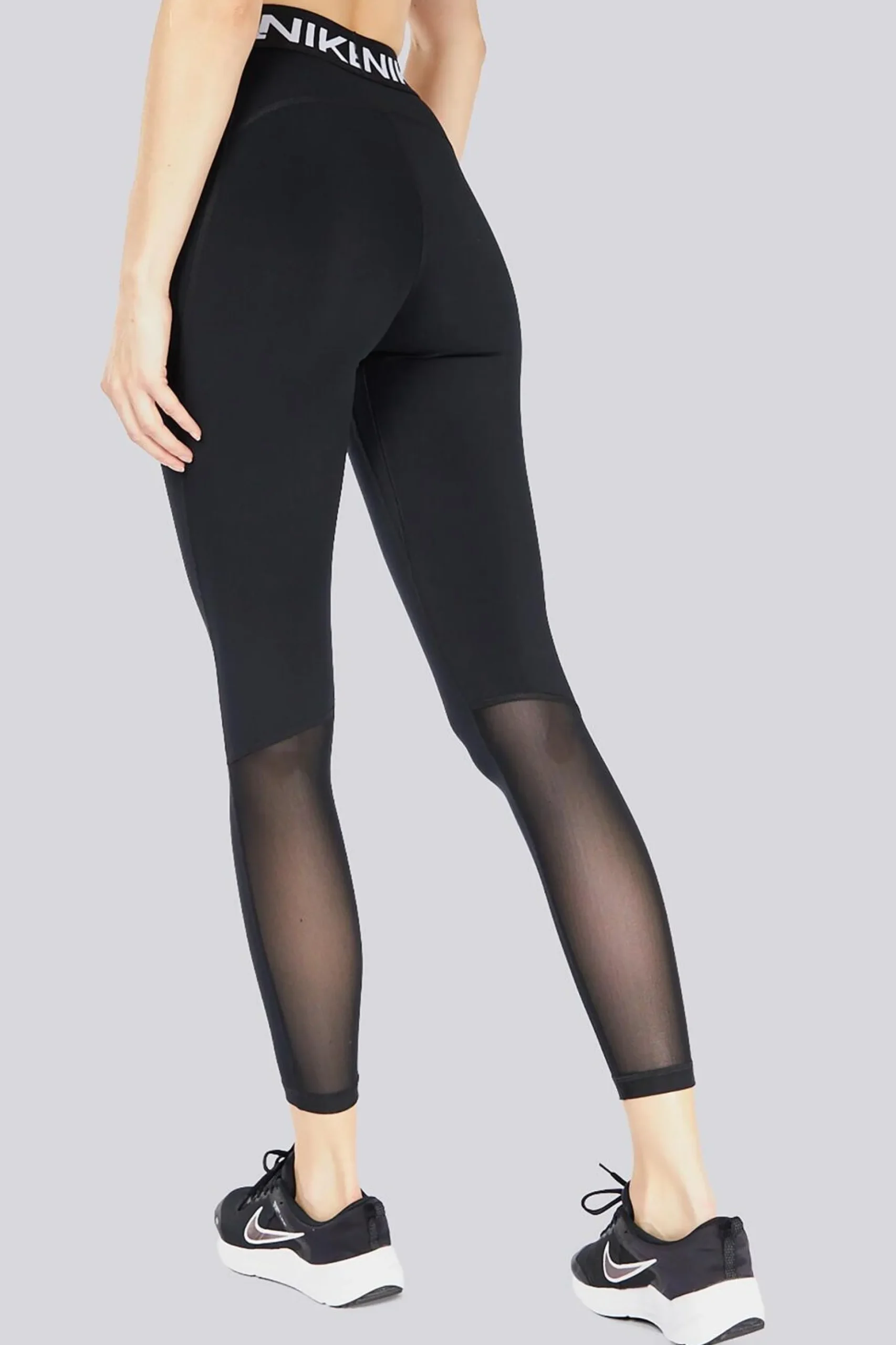 Nike Pro 365
