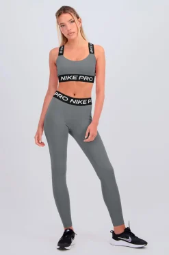 Nike Pro 365