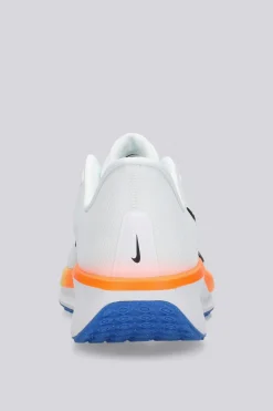 Nike Quest 6