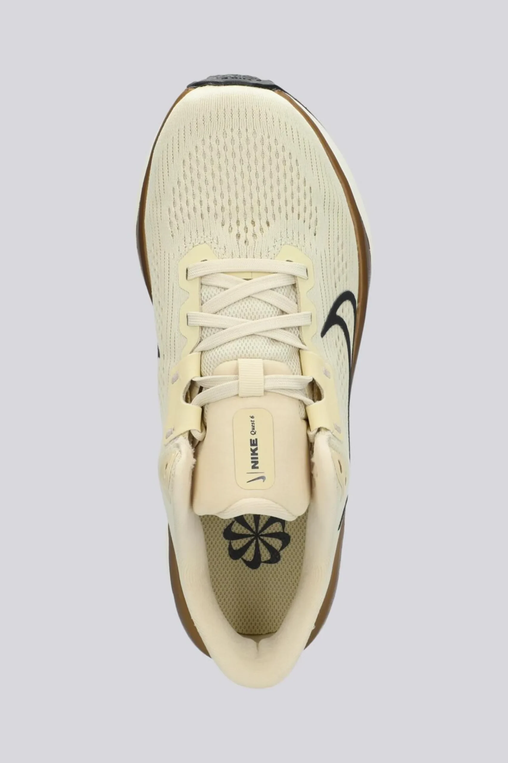 Nike Quest 6